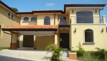 Condominio Loma Real